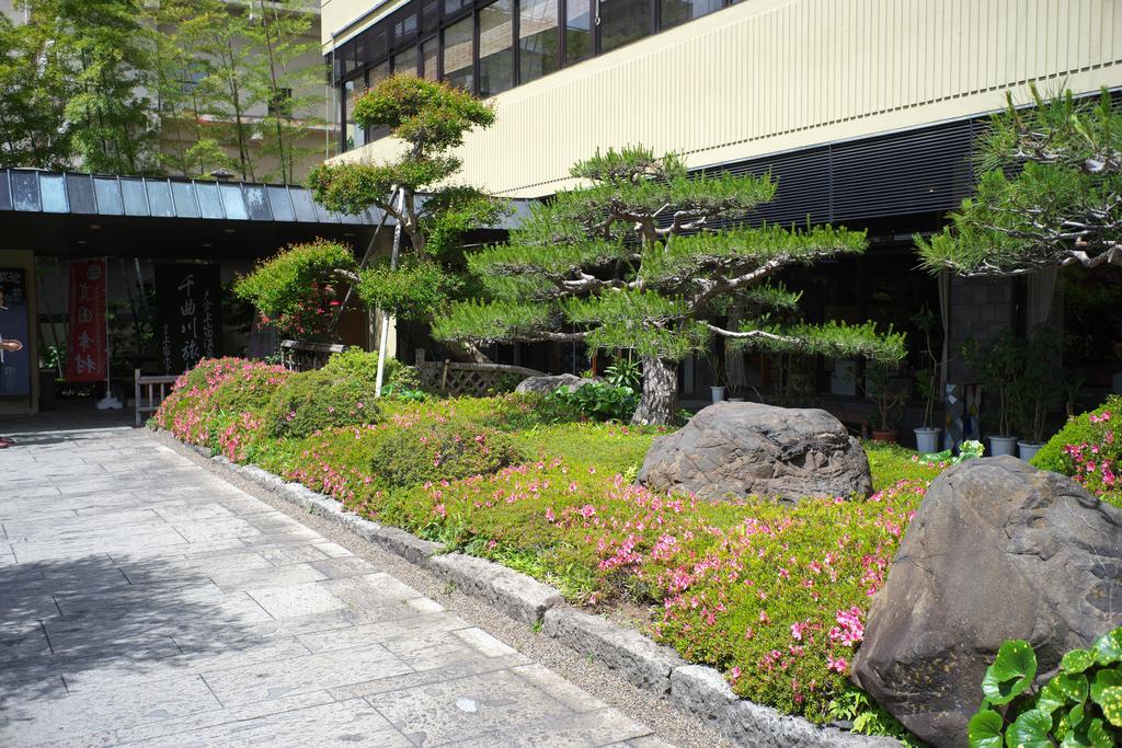 Kamiyamada Hotel Chikuma Exterior photo