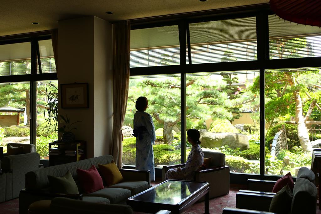 Kamiyamada Hotel Chikuma Exterior photo
