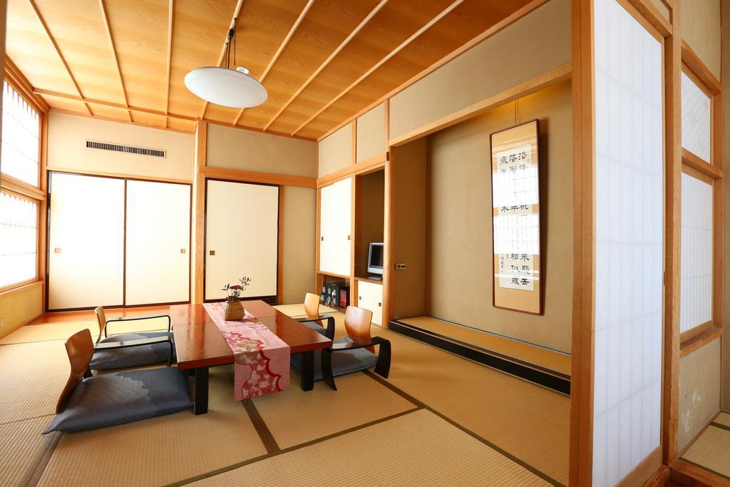 Kamiyamada Hotel Chikuma Exterior photo