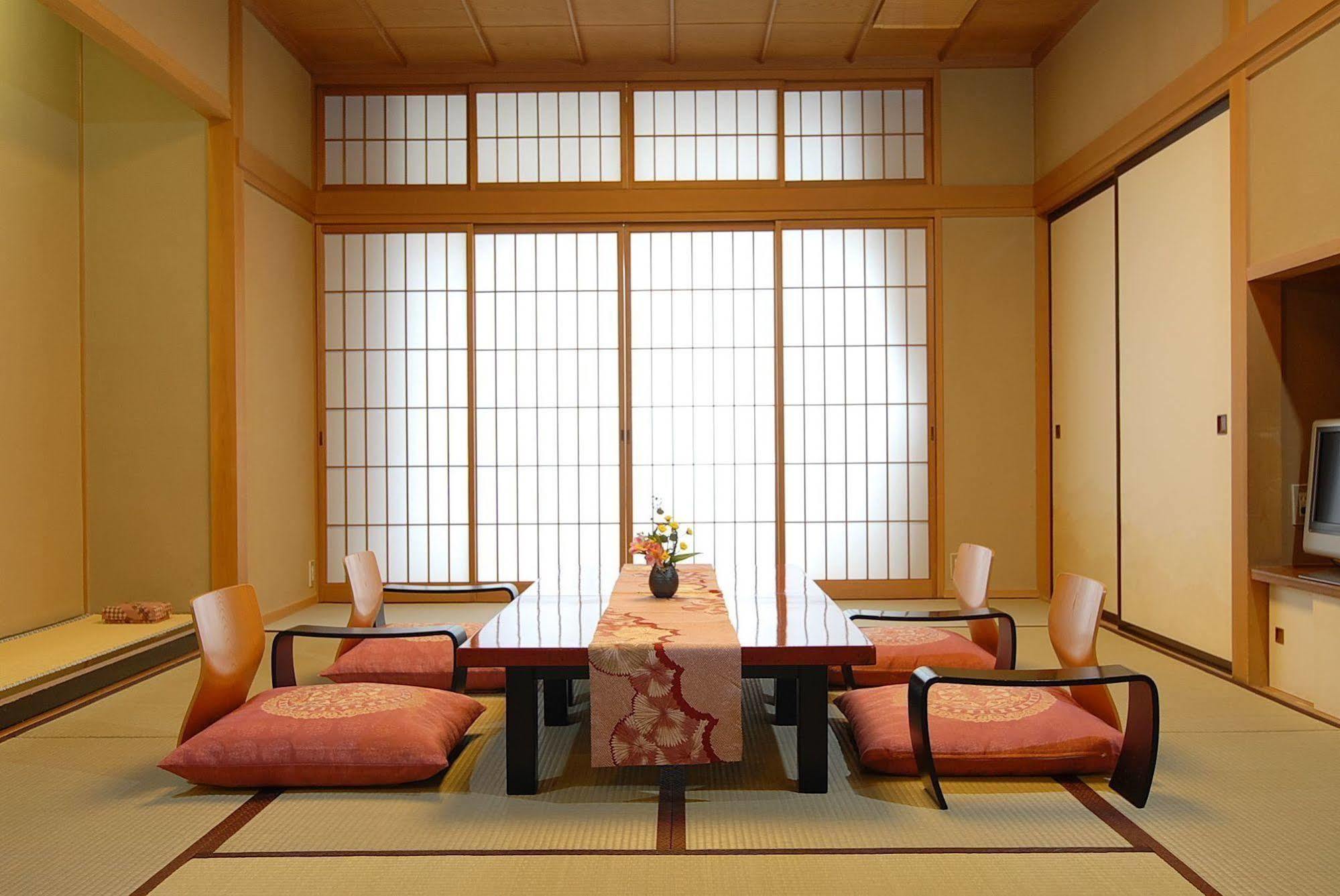 Kamiyamada Hotel Chikuma Exterior photo
