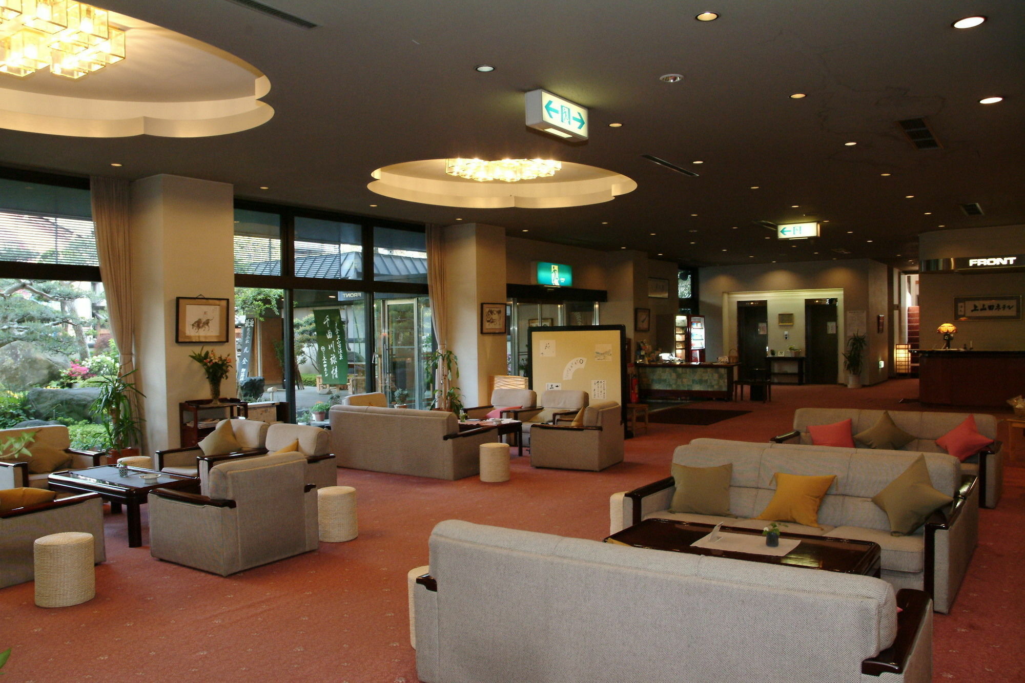 Kamiyamada Hotel Chikuma Exterior photo