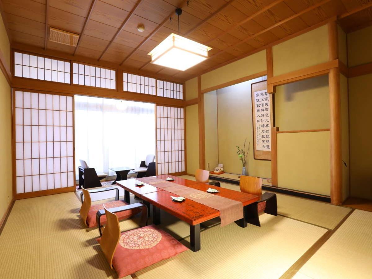 Kamiyamada Hotel Chikuma Exterior photo